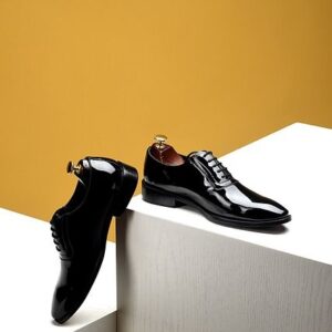 The Shiny Patent Black